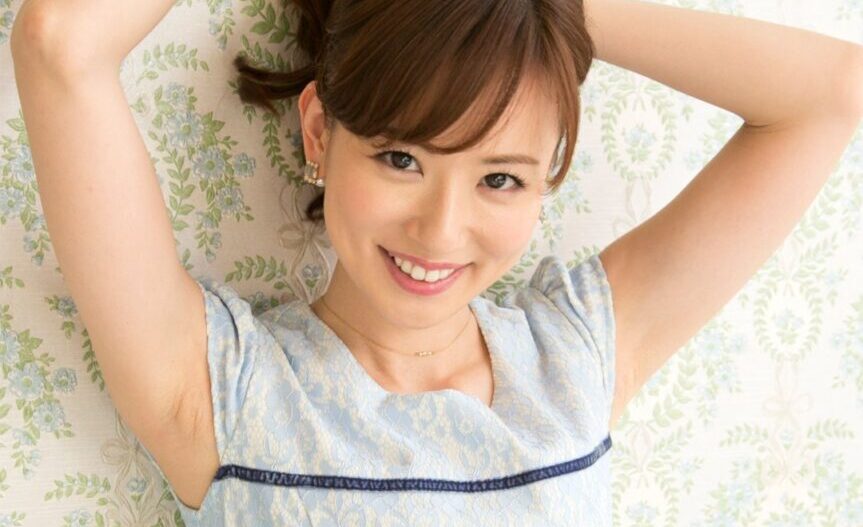 皆藤愛子　ワキ画像