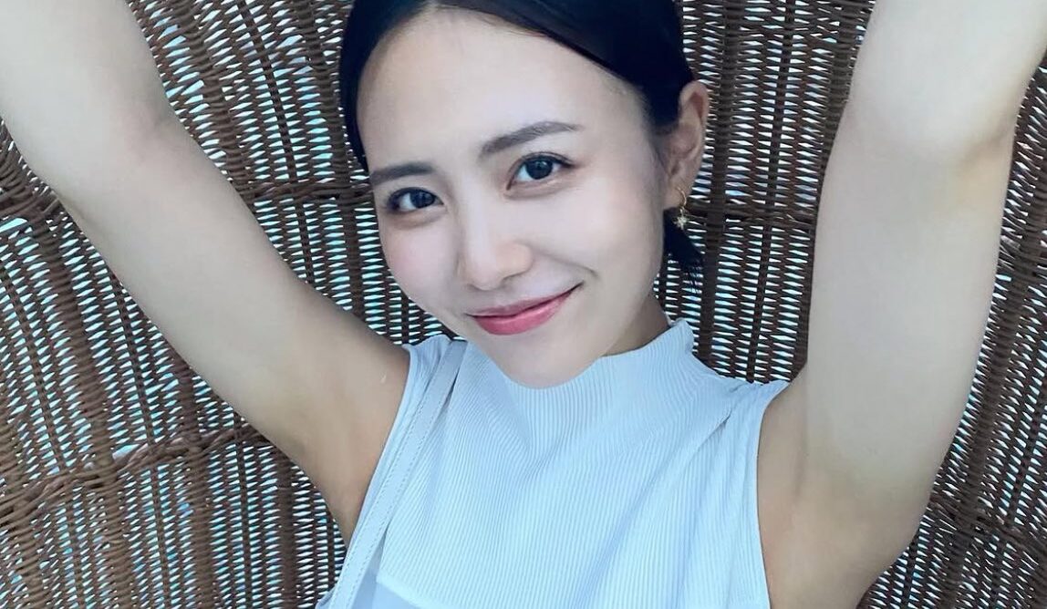 新田さちか　ワキ画像